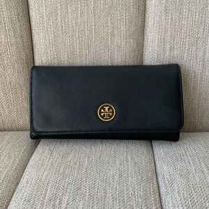 Tory Burch envelope wallet
